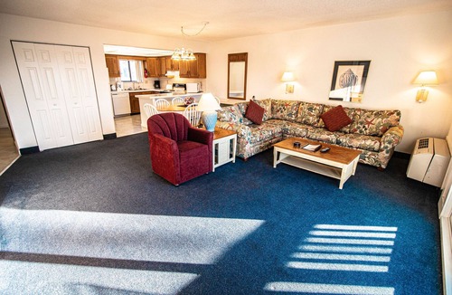 New Bern Condo | Waterfront Condo near Tryon Palace | Sleeps 4