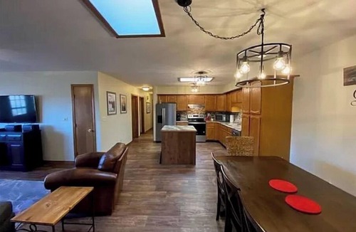 Shell Knob House | Waterfront House- Slip Included