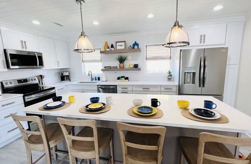 North Topsail Beach House | Waterfront Soundside Cottage With Private Dock - Steps To The Beach! Sleeps 4.