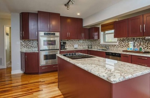Dandridge Ski Chalet | Waterfront Vista (3-Bedroom Chalet) with Mountain view by RedAwning
