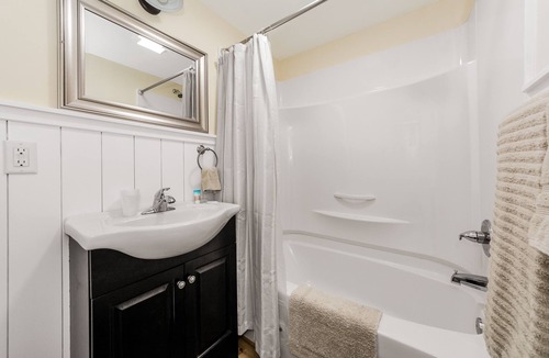 Manteo Cottage | Watermans Cottage