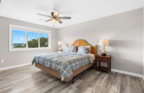 Indian Point House | Waterview Oasis - Stay for 4