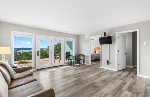 Indian Point House | Waterview Oasis - Stay for 4
