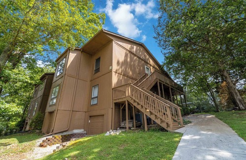 Bronston Condo | Welcome to Fairway #6 – The Perfect Condo for You