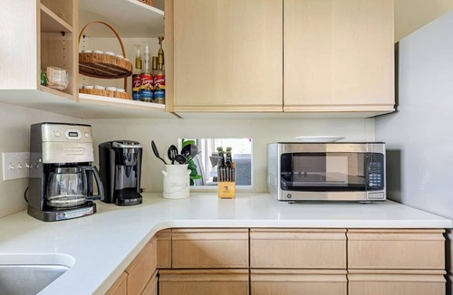 Speed House | Welcome to Skyline Point ~ Beautiful Panoramic view of the Louisville Skyline