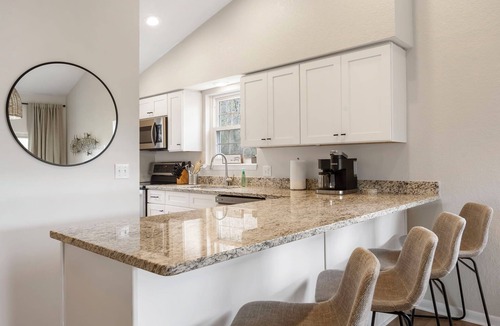 Branson Condo | Whiskey's Hillside Retreat | Holiday Hills Branson | Golf Resort |