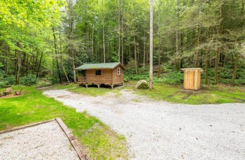 Rogers House | WiFi & Minimalist - Cozy Creek -Red River Gorge KY