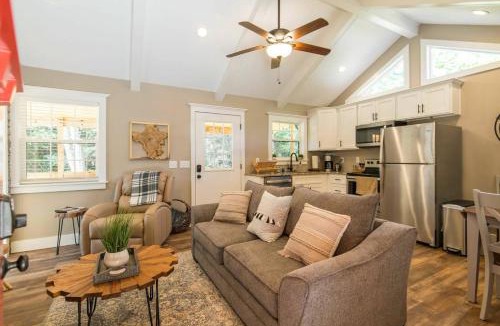 Rogers House | WiFi & Waterfront - Soul Sister Red River Gorge KY