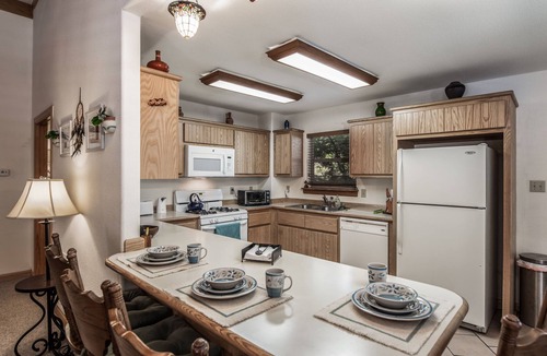 Cloudcroft Ski Chalet | Woodlands Way Chalet- A cozy get-away in Cloudcroft NM.