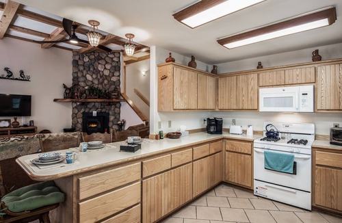 Cloudcroft Ski Chalet | Woodlands Way Chalet- A cozy get-away in Cloudcroft NM.