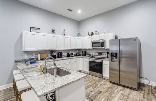 Iuka House | Woodsy + Peaceful! Family-Friendly Getaway in Iuka
