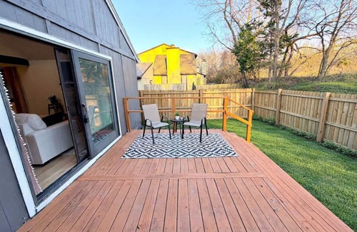 Kansas City House | World Cup Stay, DT & Stadium, Sleeps 8