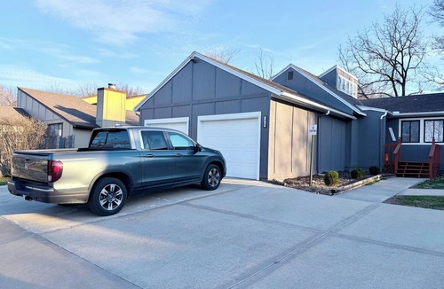 Kansas City House | World Cup Stay, DT & Stadium, Sleeps 8