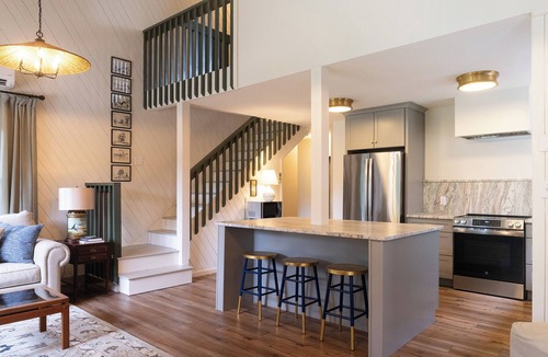 Ocracoke House | WV63: Second Sail-Newly Remodeled and Spacious