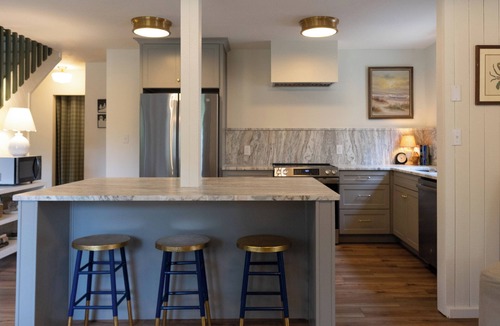Ocracoke House | WV63: Second Sail-Newly Remodeled and Spacious