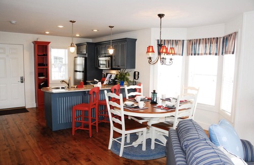 Branson Cabin | You will LOVE Thanksgiving and Family at Stormy Point Village in Branson, MO
