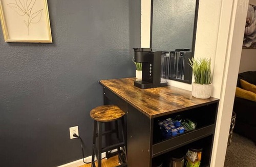 Bloomfield House | Your Cozy Base for Fun Escapes!