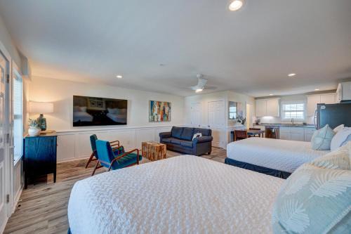 104 Queen Pet Friendly Suite, 1st Floor Nest