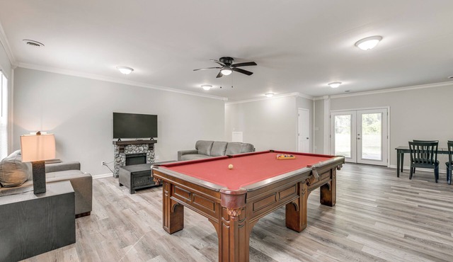 11 Mi to Fort Lee: 5-Acre Retreat w/Scenic Views