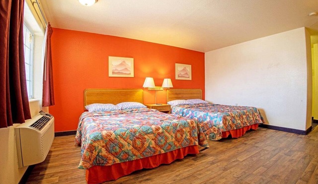 2 Queen Beds Non-Smoking