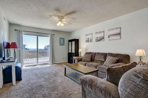 237 Seashore Drive - D by Carolina Stays
