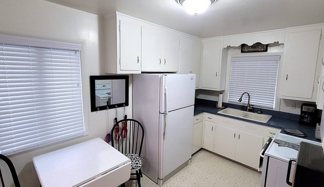 4 Bedroom House with Nebraska Charm and Large Backyard