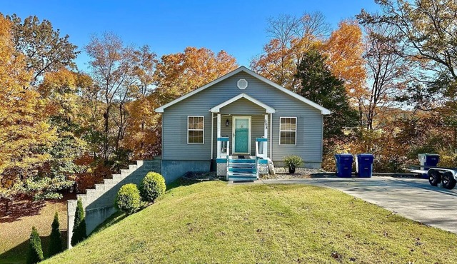 5 Bedroom - Sleeps 12 Comfortably