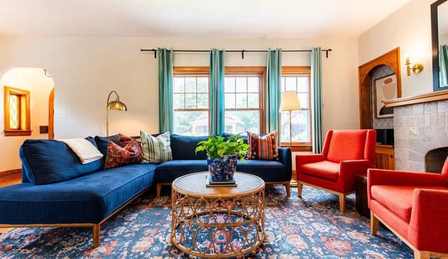 5BR w/6 King Beds + Hot Tub