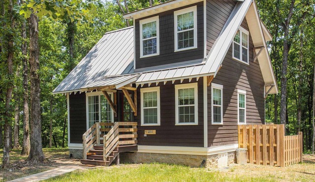 7 Cottages at Buckhorn Hollow - Sleeps 28