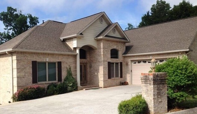 8 Bedroom, 5 Bath Custom TN Home at Norris Lake on Woodlake Golf Course