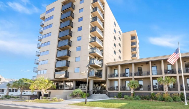 Bask Hotel at Big Rock Landing