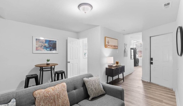 Benton Park Escape - 2N
