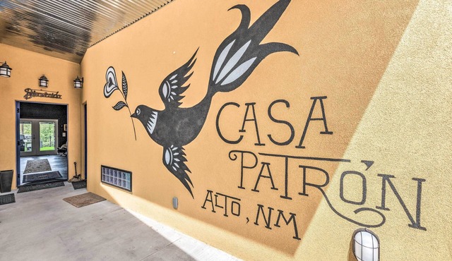 ‘Casa Patron’ Home < 10 Mi to Hiking & Casinos