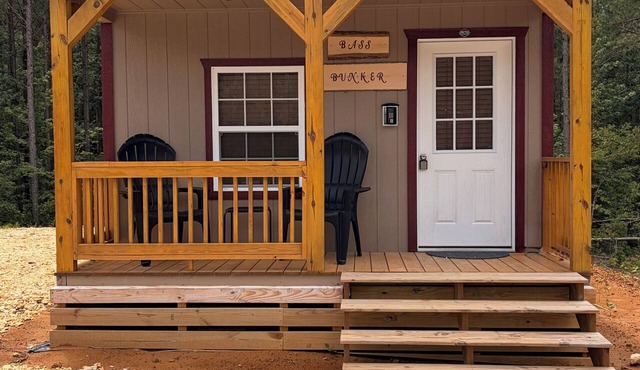 Charming 1-bedroom cabin with AC in peaceful Iuka