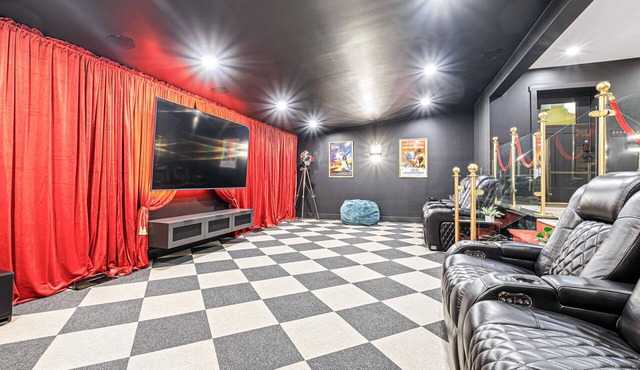 Cinema w/4 Suites @ Bungalou + Bourbon Bar