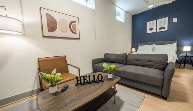 Cozy unit close to Louisville Downtown Hospitals