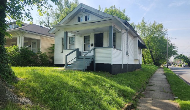 Derby rental furnished 2BR, 1 full bath(shower/tub) house
