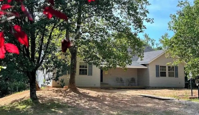 Entire 4bedroom House - Secluded Ozark Escape
