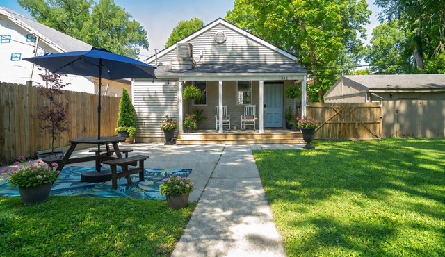 Entire & Private Carriage House Near Downtown + 2 Complementary Housekeeping.