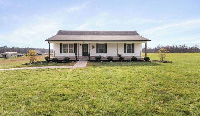 Family & Pet Friendly Fire Pit, Two Hot Tub, Country Views, Theatre Room