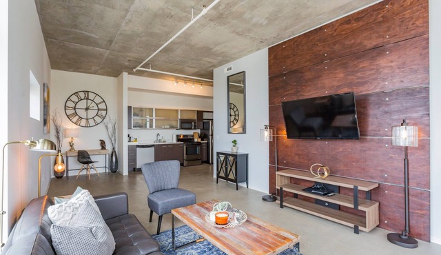 Furnished East Nashville Condo | Parking + Rooftop