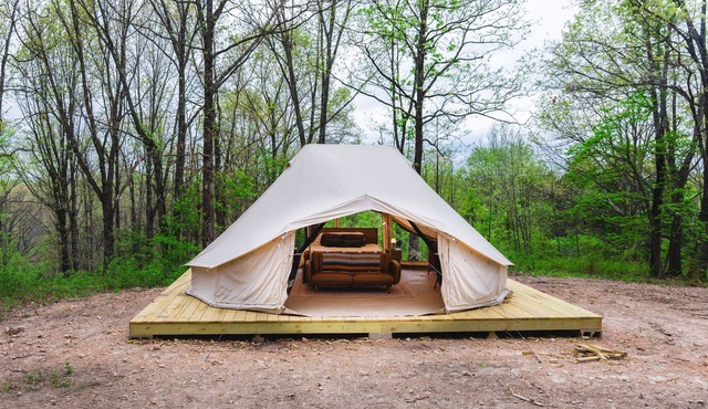 Glamping Outside Bentonville Only Minutes to OZ Trails