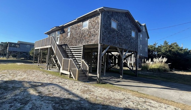 Hatteras Beachhouse a cozy and quaint vacation home!!