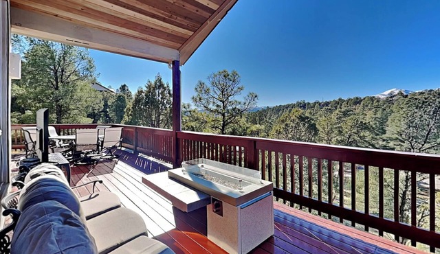 High Expectations | Epic Views, Spacious, Game Room