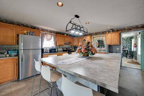Historic Bed & Breakfast Home near Fort Knox!