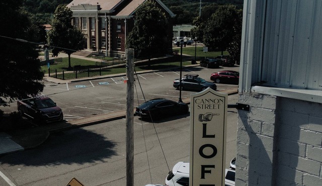 Historic Courthouse View Loft - Walk to Coffee, Dining & Antiques