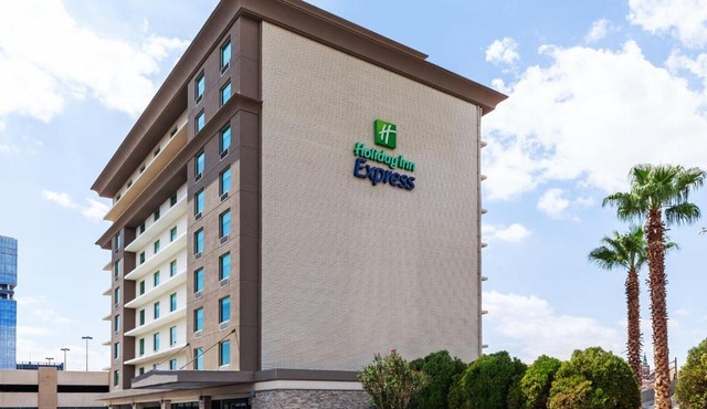 Holiday Inn Express El Paso-Downtown an IHG Hotel