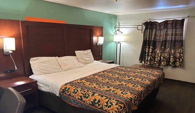 King Bed|Smoking|Aurora