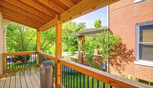 King Studio Suite w/Walk-in Shower Pet Friendly