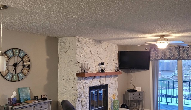 LAKEFRONT End Unit Condo at 3 Seasons @ 21MM